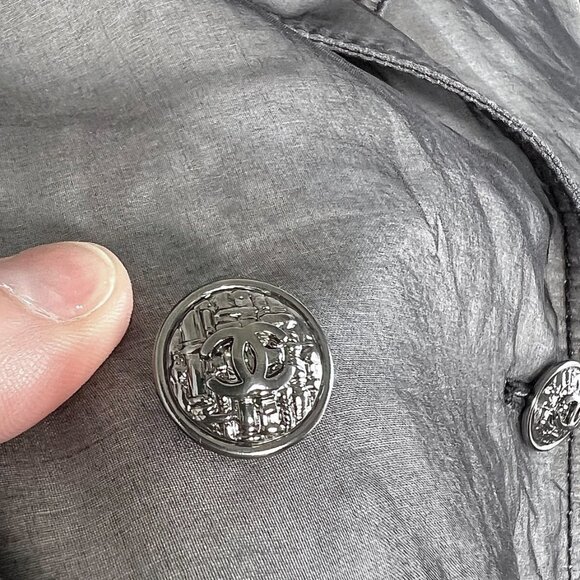 Chanel SS07 Runway Look 29 Layered Double-breasted Vest - Picture 5 of 9